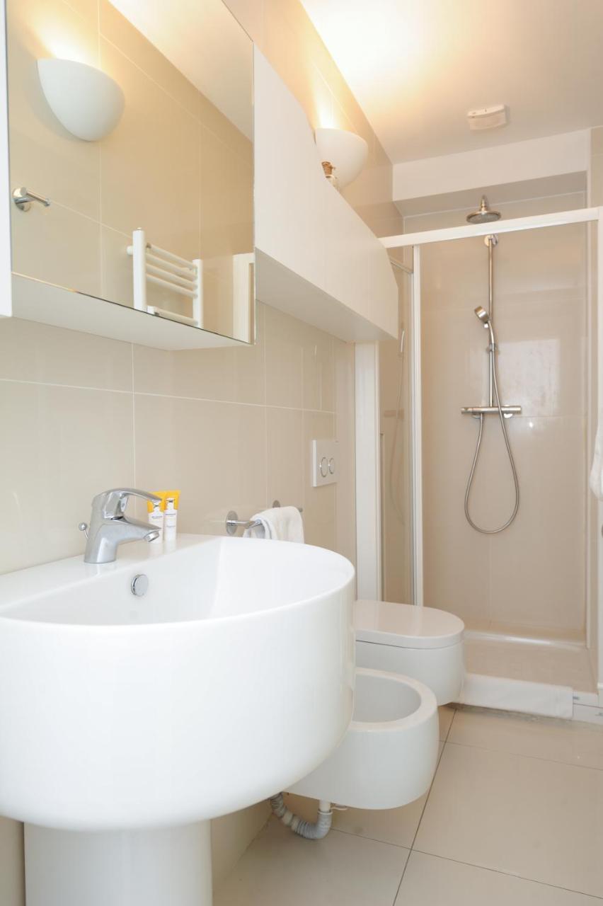 La Suite Des Anges Res. Negresco Five Stars Holiday House Nisa Exterior foto